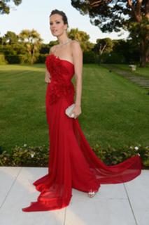 Petra Nemcova feet photo thumbnail