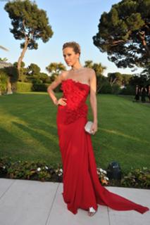Petra Nemcova feet photo thumbnail