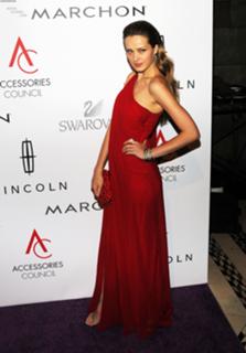 Petra Nemcova feet photo thumbnail