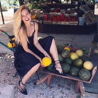 Petra Nemcova feet photo 14