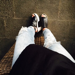 Pevita Pearce feet photo 4