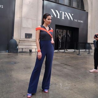 Pevita Pearce feet photo 4