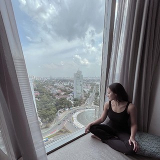 Pevita Pearce feet photo 4