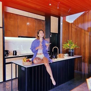 Pevita Pearce feet photo 10