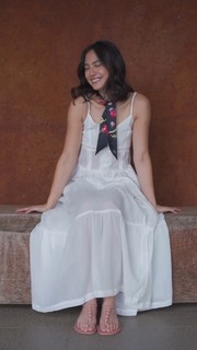 Pevita Pearce feet photo 3