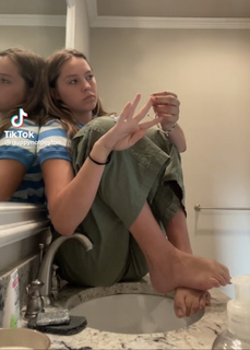 Peyton Coffee feet photo thumbnail
