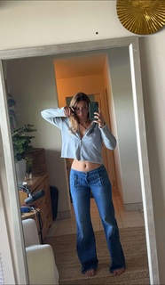 Peyton Coffee feet photo thumbnail