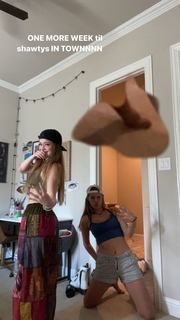 Peyton Coffee feet photo thumbnail