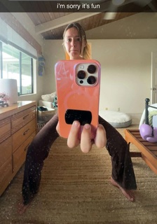 Peyton Coffee feet photo thumbnail