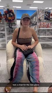 Peyton Coffee feet photo thumbnail