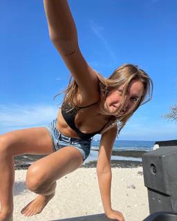 Peyton Coffee feet photo thumbnail