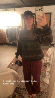 Peyton Coffee feet photo thumbnail
