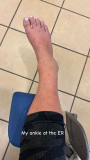 Peyton Coffee feet photo thumbnail