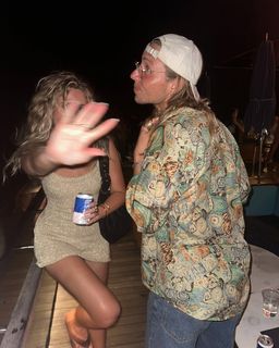Peyton Cole feet photo thumbnail