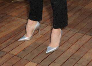 Peyton List feet photo thumbnail