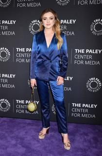 Peyton List feet photo thumbnail