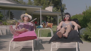 Peyton List feet photo thumbnail