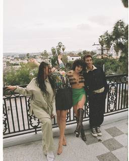 Peyton List feet photo thumbnail