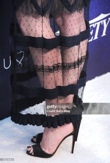 Peyton List feet photo thumbnail