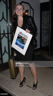 Philippa Forrester feet photo 12