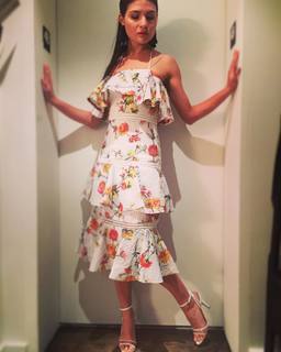 Phillipa Soo feet photo 10