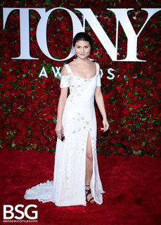Phillipa Soo feet photo 14