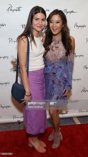 Phillipa Soo feet photo 3
