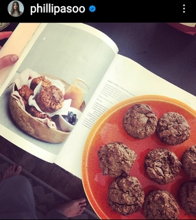 Phillipa Soo feet photo 15