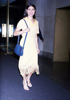 Phillipa Soo feet photo 9
