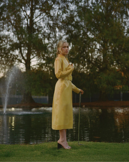 Phoebe Bridgers feet photo 8