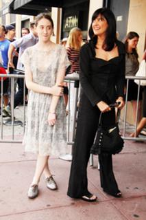 Phoebe Cates feet photo thumbnail