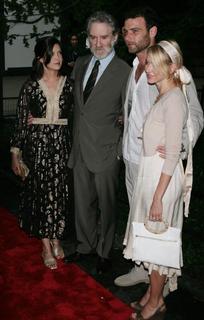 Phoebe Cates feet photo thumbnail