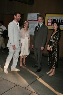 Phoebe Cates feet photo thumbnail