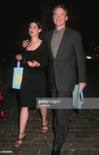 Phoebe Cates feet photo thumbnail