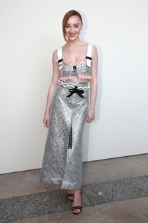 Phoebe Dynevor feet photo thumbnail