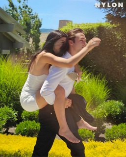Phoebe Gates feet photo 8