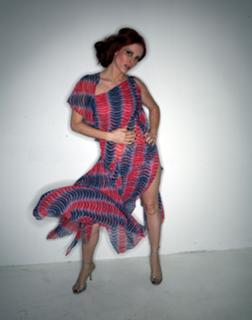 Phoebe Price feet photo thumbnail