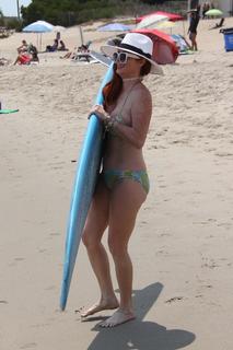 Phoebe Price feet photo thumbnail