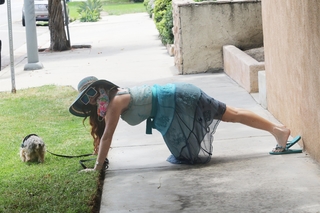 Phoebe Price feet photo thumbnail