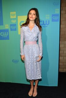 Phoebe Tonkin feet photo thumbnail