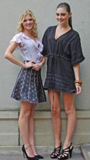 Phoebe Tonkin feet photo thumbnail