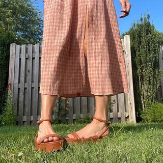 Phoebe Tonkin feet photo thumbnail