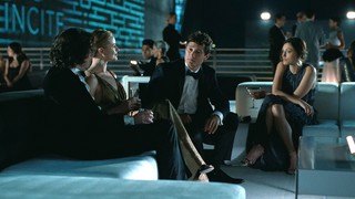 Phoebe Tonkin feet photo thumbnail