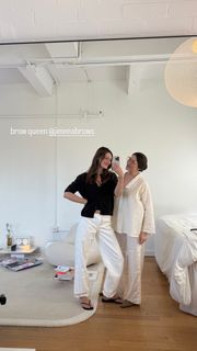 Phoebe Tonkin feet photo thumbnail