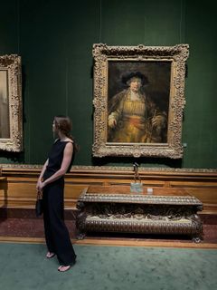 Phoebe Tonkin feet photo thumbnail