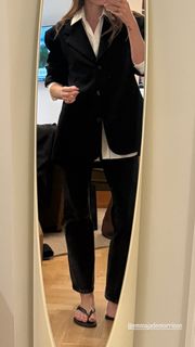 Phoebe Tonkin feet photo thumbnail