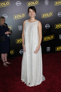 Phoebe Waller-Bridge feet photo thumbnail