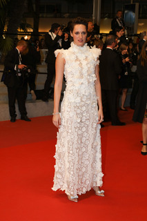 Phoebe Waller-Bridge feet photo thumbnail