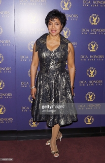 Phylicia Rashad feet photo thumbnail
