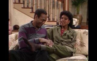 Phylicia Rashad feet photo thumbnail